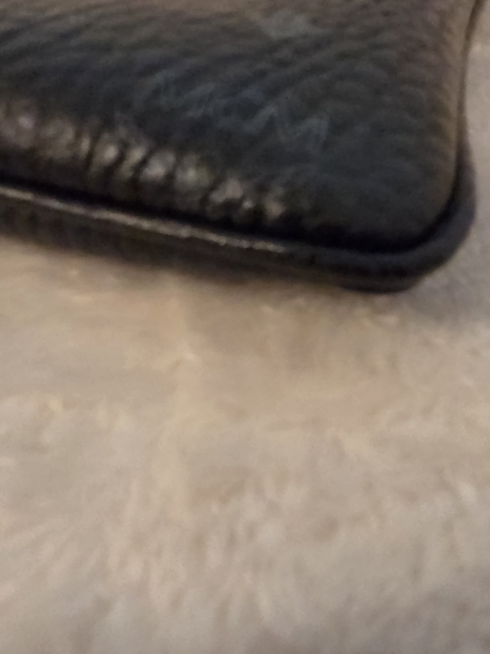 MCM Black Crossbody Bag with Red Trim - Picture 8 of 9